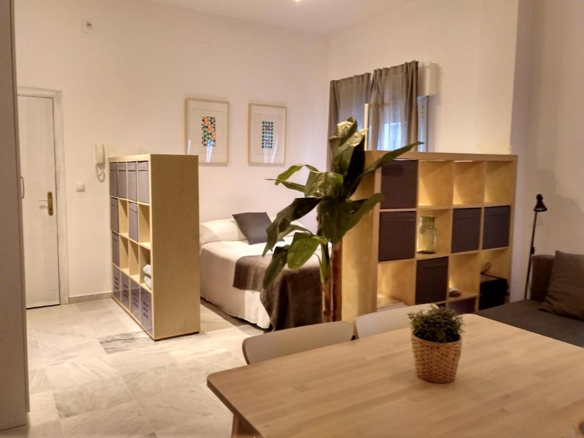Hispalis Santa Angela Séville Extérieur photo